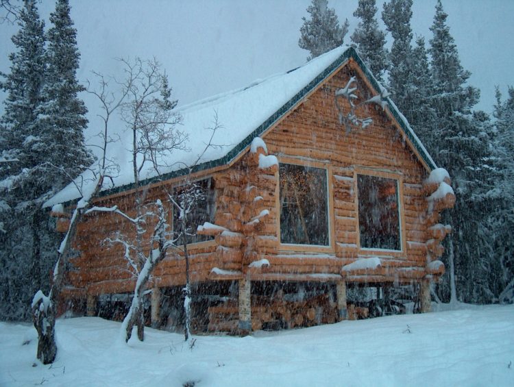 Building a Log Cabin In Alaska - Montana Antler Works
